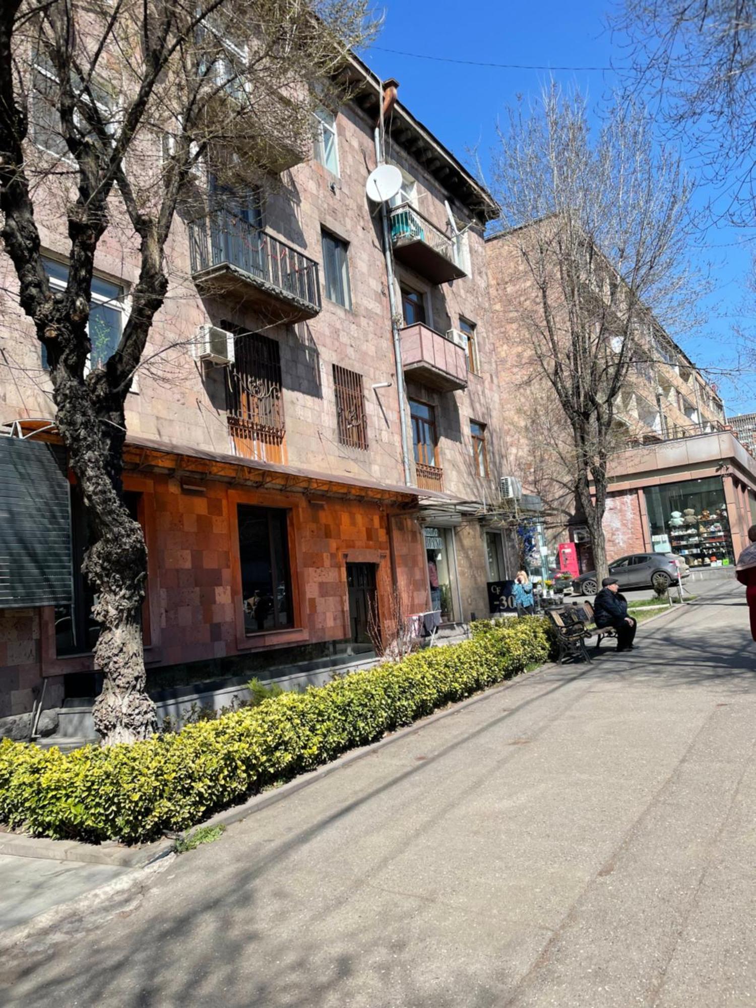 Komitas Apartement Erivan Dış mekan fotoğraf